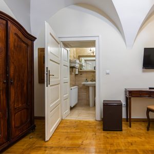 Casa Antiqua - Cazare Brasov - Camera 1 (12)