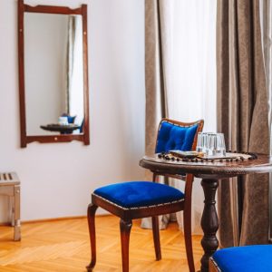 Casa antiqua Camera 2 _ Cazare Brasov (3)