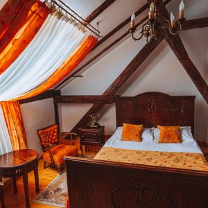 Cazare apartament Brasov Centru casa Antiqua (1)